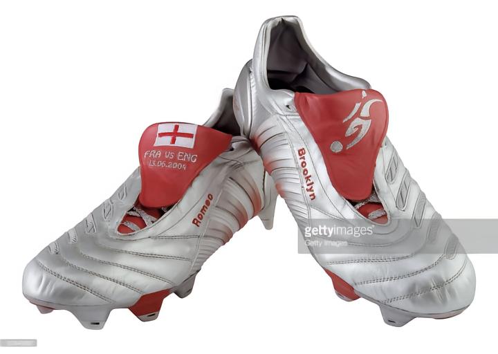 猎鹰足球鞋_adidas predator pulse db 723_adidas猎鹰7指纹