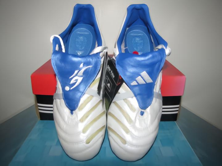 adidas猎鹰7指纹_adidas predator pulse db 723_猎鹰足球鞋
