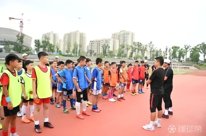 重庆两江竞技足球俱乐部U11U10招募_重庆两江竞技足球俱乐部U12选拔_重庆fc