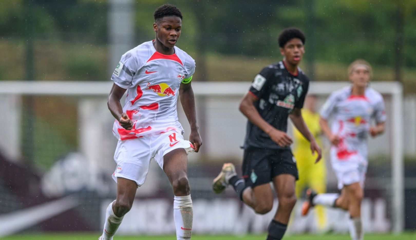 奥萨韦