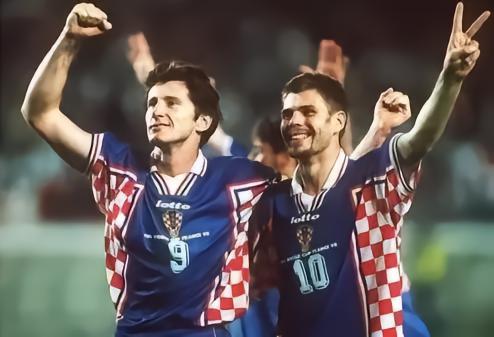 童年记忆游戏机_98年世界杯冠军_1998年世界杯回忆