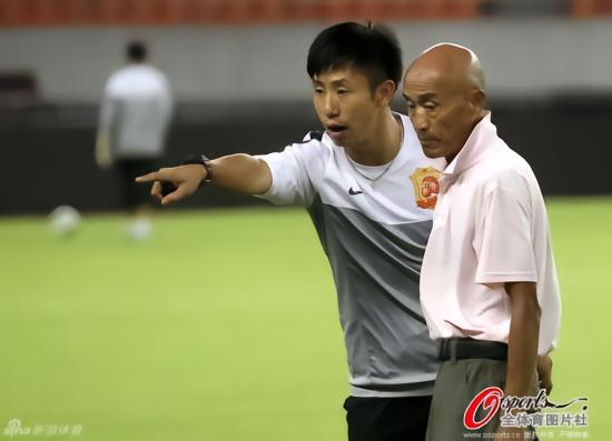 两湖德比 历史回顾 武汉卓尔 湖南湘涛_武汉卓尔足球俱乐部