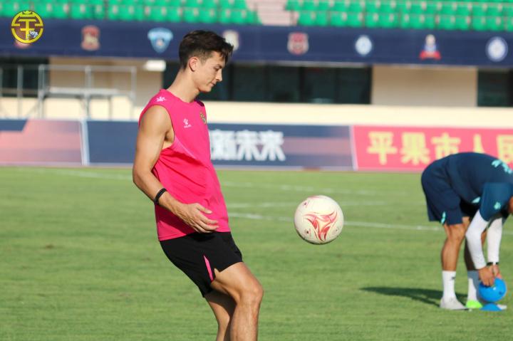 广西平果哈嘹 vs 重庆铜梁龙