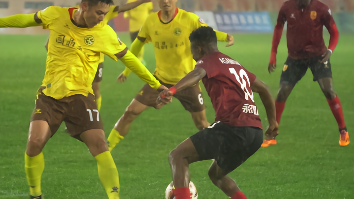 陕西长安竞技（已解散） vs 青岛