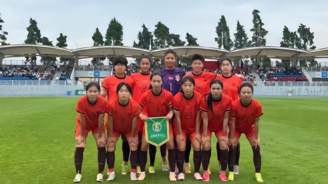 足球博主：中国U20女足今日将与女甲球队大连足校女足进行热身赛中超中甲1 评08-15 11:20