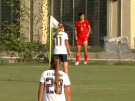 半场：中国U17女足2-0拜仁女足U17，吴逸晨、李启娴建功