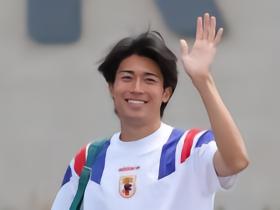 队报：里昂租借中村敬斗附强制买断