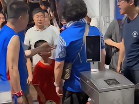 澎湃：武磊球衣引发的不该是恐惧，热爱不应裹挟戾气