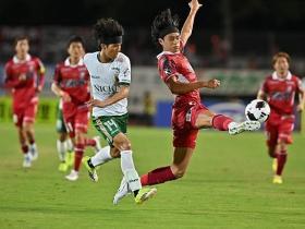 半场：冈山绿雉0-0东京绿茵，卢康屡造险