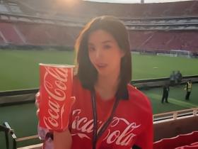 现场助威，韩国女歌手权恩妃现场观战韩国队比赛并分享自拍