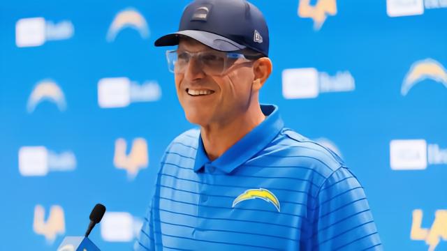 NFL教练:期待在熟悉的主场见证美国队首战;这是我第一次看足球