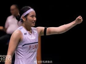 安洗莹2-0横扫山口茜，第二次夺得羽毛球世锦赛女单冠军