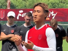 韦世豪：希望大家站在一起赢下冠军，会把奖杯奉献给球迷