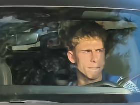 示好小蜘蛛？费尔明身着蜘蛛侠T恤现身训练场