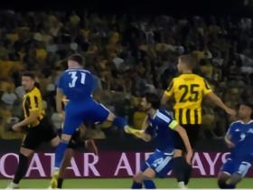 半场：雅典AEK3-0索菲亚列夫斯基，沃尔高双响