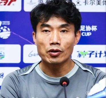 郑智：山西崇德荣海非常有韧性；明天除外援外全员均可出场
