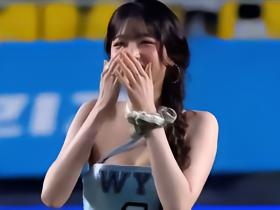 世界杯表现不佳，孙兴慜遭无情调侃：你踢得像韩国女星