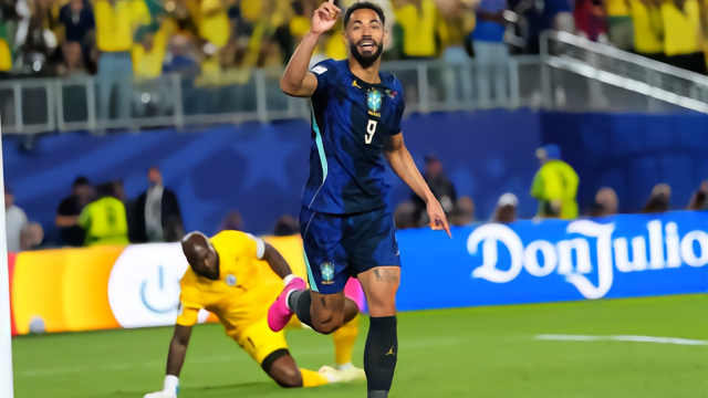 库尼亚：代表巴西参加世界杯还能进球，梦想成真了