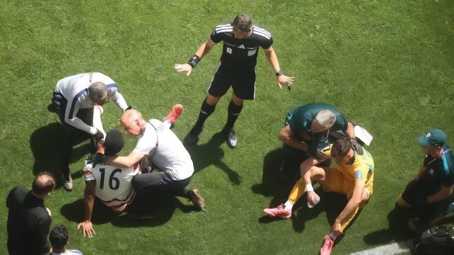 TA：FIFA脑震荡流程遭批，在场内检查会增加球员风险