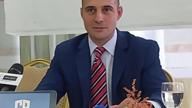 美国商人:若未来德佬愿意出售那不勒斯,我们随时准备参与