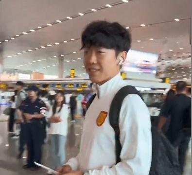 博主：重庆铜梁龙球员马钰钧夏窗租借加盟大连鲲城