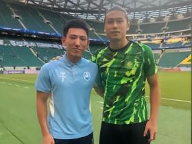卢建辰客战国安打进1球，而且实现了与张玉宁合影的赛前心愿
