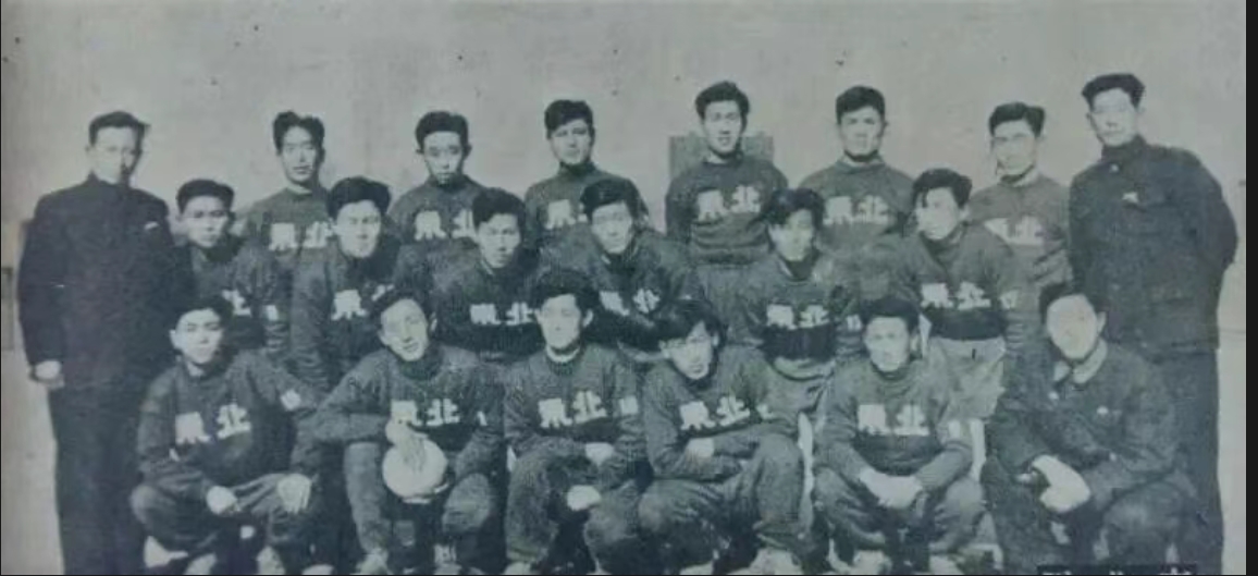 中国足球史话补充篇：51年第一届全国足球大会和30名国手