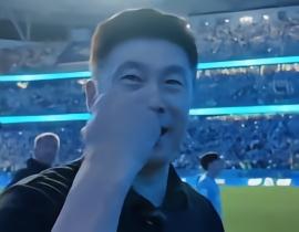 英博将帅为东北超大连队加油，李国旭：要相信梭鱼湾的神奇