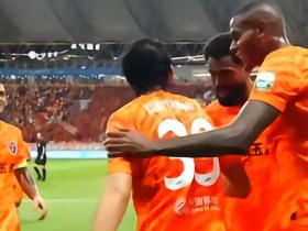半场：云南2-0铁人，布尼亚明强突送助攻，奥斯卡、克莱伯破门