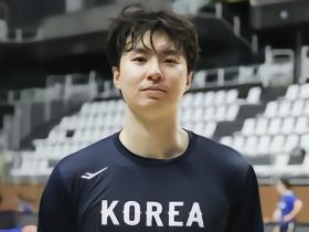 和小杨做队友！经纪公司：韩国前锋李贤重与开拓者签EX10合同