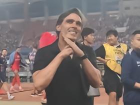 媒体人：一支中超强队已把丹尼尔-拉莫斯纳入候选主帅名单中