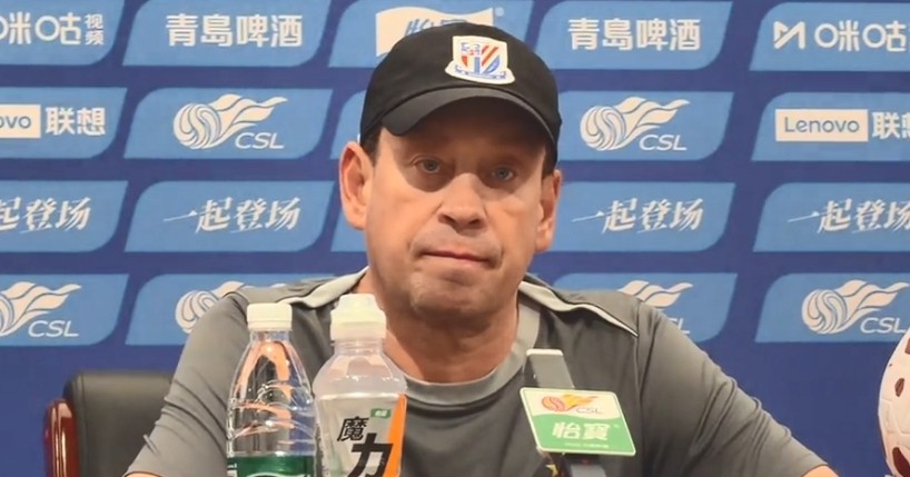 斯卢茨基：金顺凯伤势比较严重，初步诊断为肋骨骨折