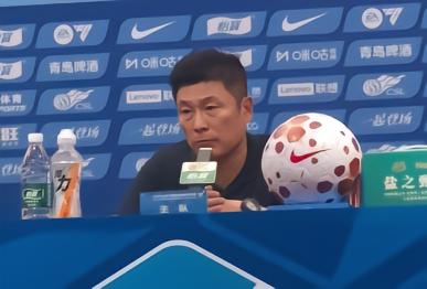 李国旭回应引援问题：球队需要+符合预算，按照此标准去引援