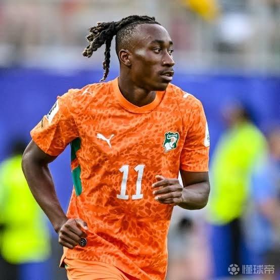 名记：巴黎已与迪奥曼德谈妥五年合同，将与莱比锡谈判