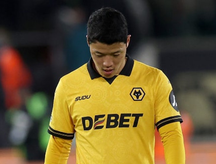 韩媒：若狼队降级，韩国国脚黄喜灿可能会考虑离队