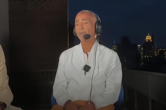 罗马里奥：我非常尊重C罗，他是有史以来最伟大的球员之一