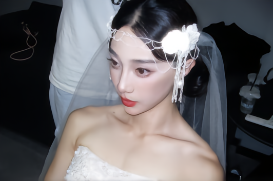 美女跳高运动员胡麟鹏宣布婚讯：普通人普通爱情，我很满足