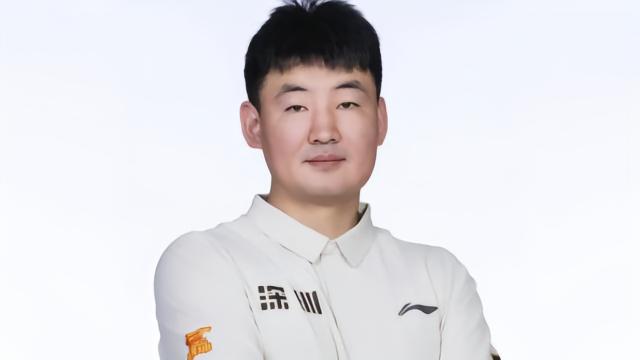 媒体人：顾全将接替郑永刚，担任深圳主教练