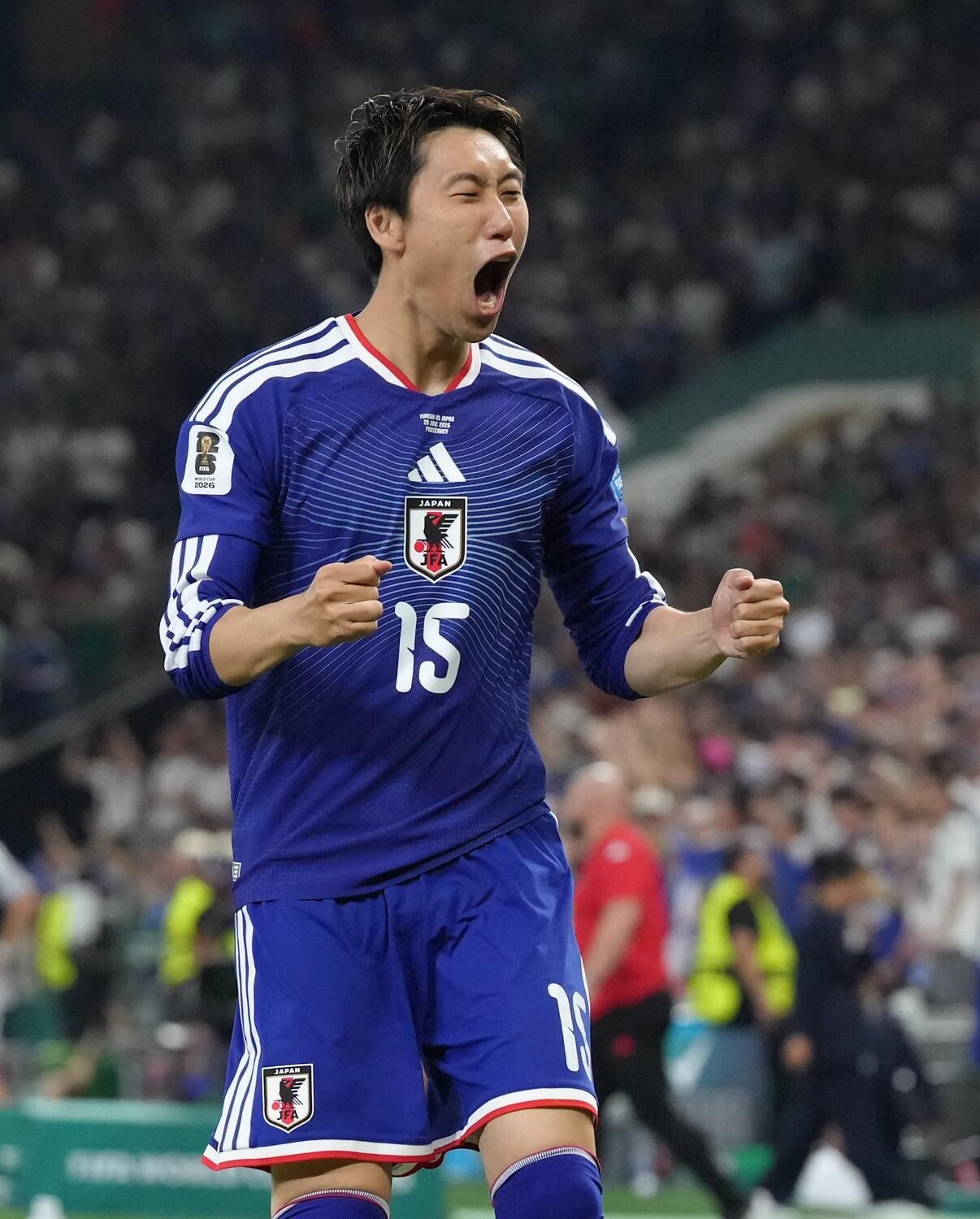 日媒：维尼修斯年薪46亿日元，日本最高镰田大地11亿