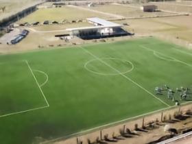 奥莱报：梅西家族球队莱昂内斯FC计划自建球场