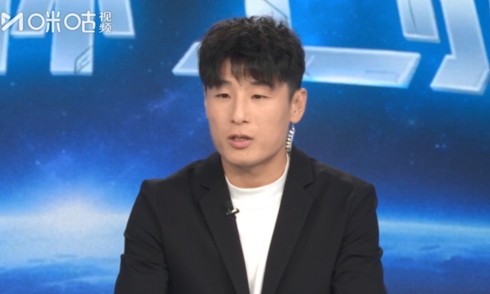 武磊：日本完全有能力跟任何世界强队抗衡，巴西赢得很别扭