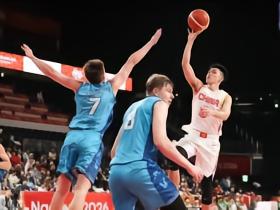 中国男篮6人上双99-61大胜哈萨克斯坦，庞峥麟19分，李弘权16+9