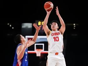 半场战报：中国男篮66-30领先菲律宾，王俊杰14+7，胡明轩11分