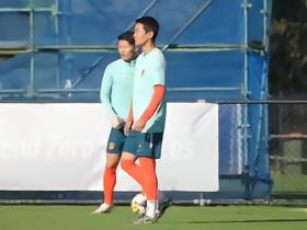 媒体人：韦世豪应在国足重新赢得掌声，而不是用失控情绪说话