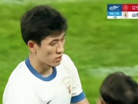 记者：买乌郎的爆发也要感谢上赛季外租期间李霄鹏对他的使用