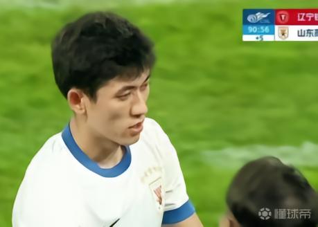 记者：买乌郎的爆发也要感谢上赛季外租期间李霄鹏对他的使用