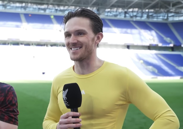 伍德曼：我父亲昨天带队升英甲，我今天英超首秀，难忘的周末