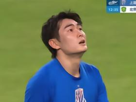 记者：陈晋一和特谢拉参加申花赛前最后一练，回归合练队伍中