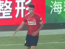 辽宁铁人17岁小将张洪福完成个人中超首秀，并且打满全场