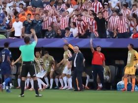 法国vs巴拉圭全场数据：角球12-2，黄牌3-0，犯规11-13